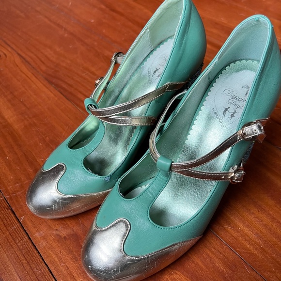 Mod Cloth Dancing Days by Banned seafoam green sparkle block strap heels - Picture 7 of 11
